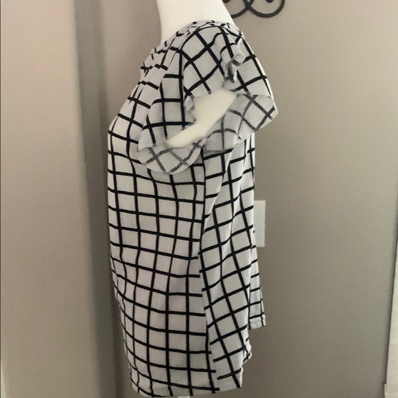 Small Black and White Boxy Ruffled Blouse, EUC, Eyelet with Silver hardware. - Picture 2 of 5